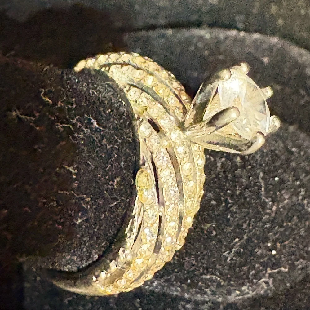 Source Unknown Gold and Silver Women's Ring